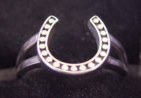 horse-shoe-ring1.jpg